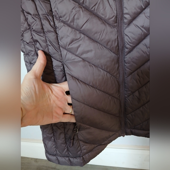 32 Degrees Women's VEST. Size S - Picture 3 of 5